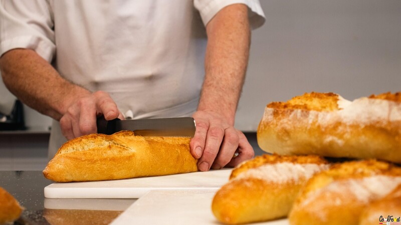 Vérifier la cuisson du pain